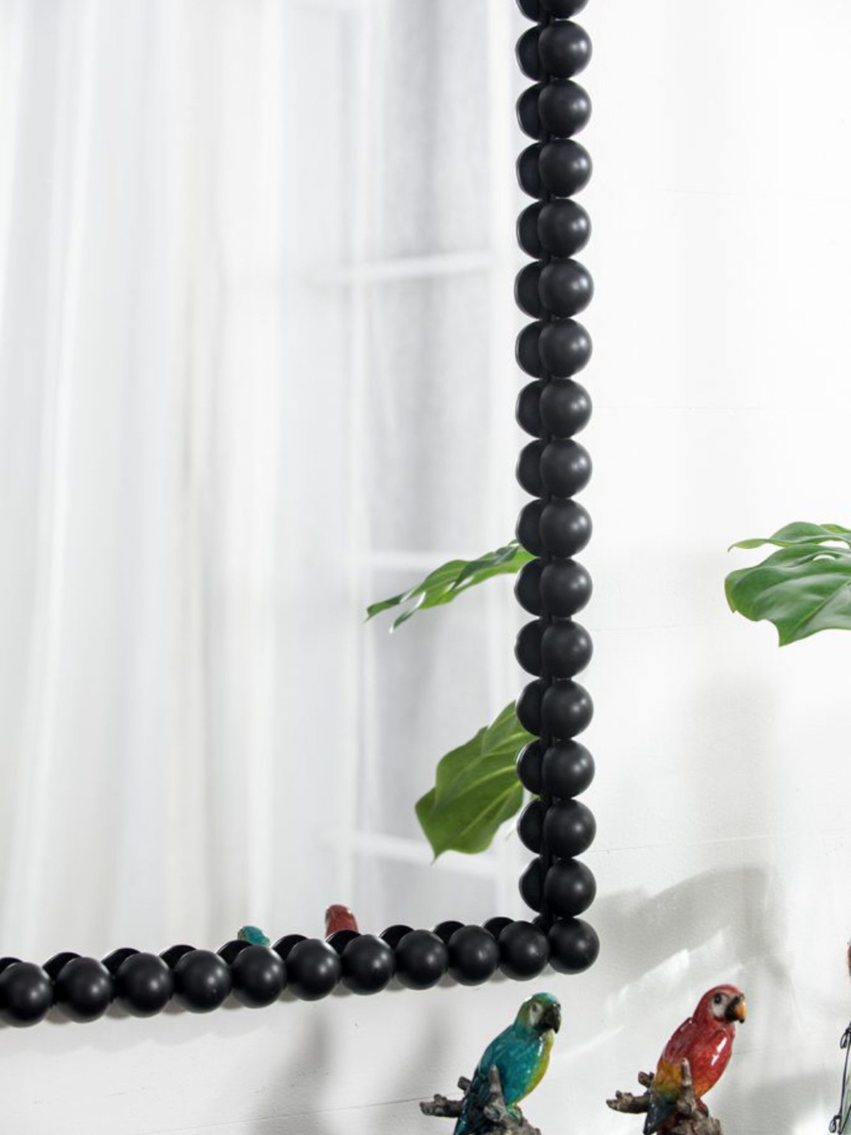 DECO BLACK MIRROR