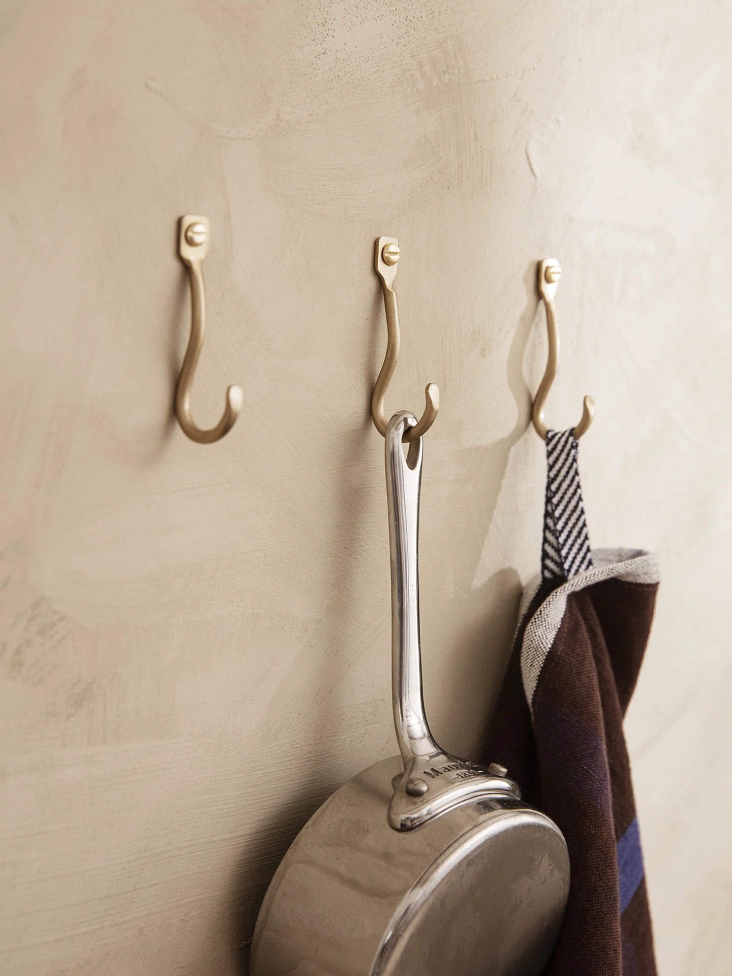 Curvature Hooks - Set of 3 - Brass