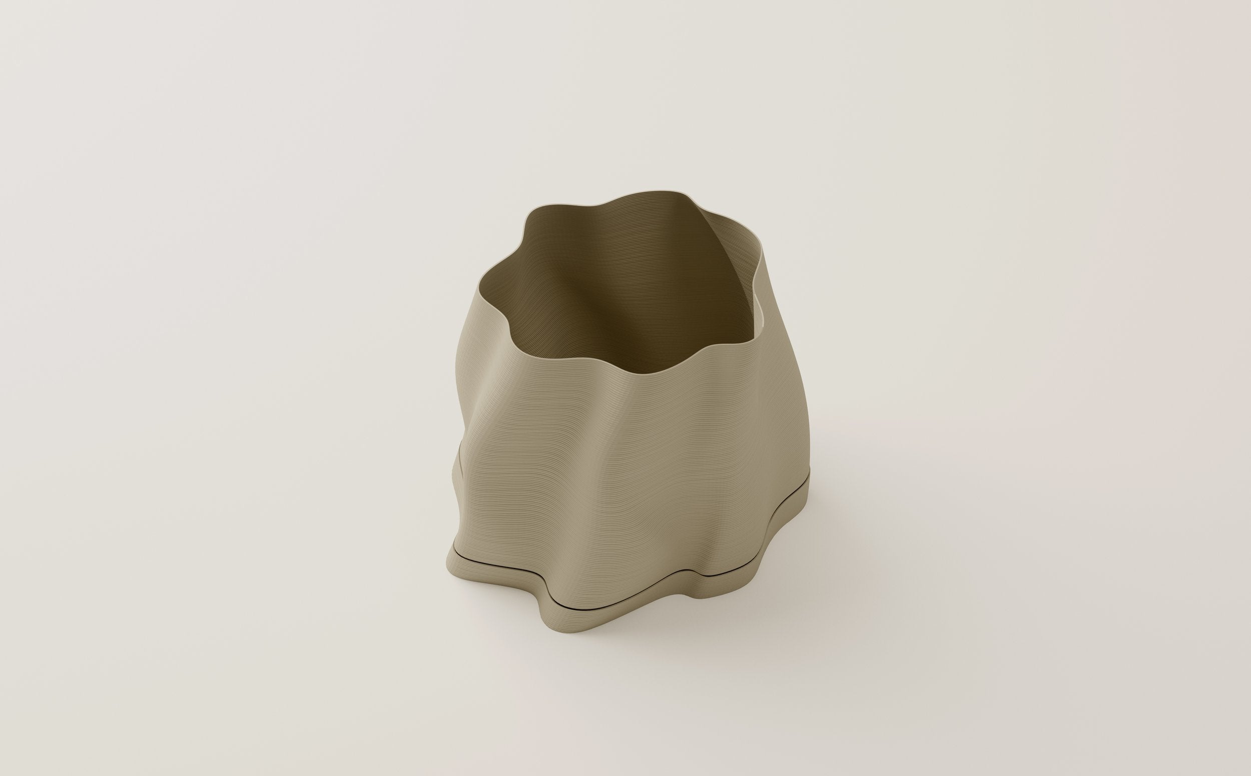 Medium Lulu Planter - With Tray
