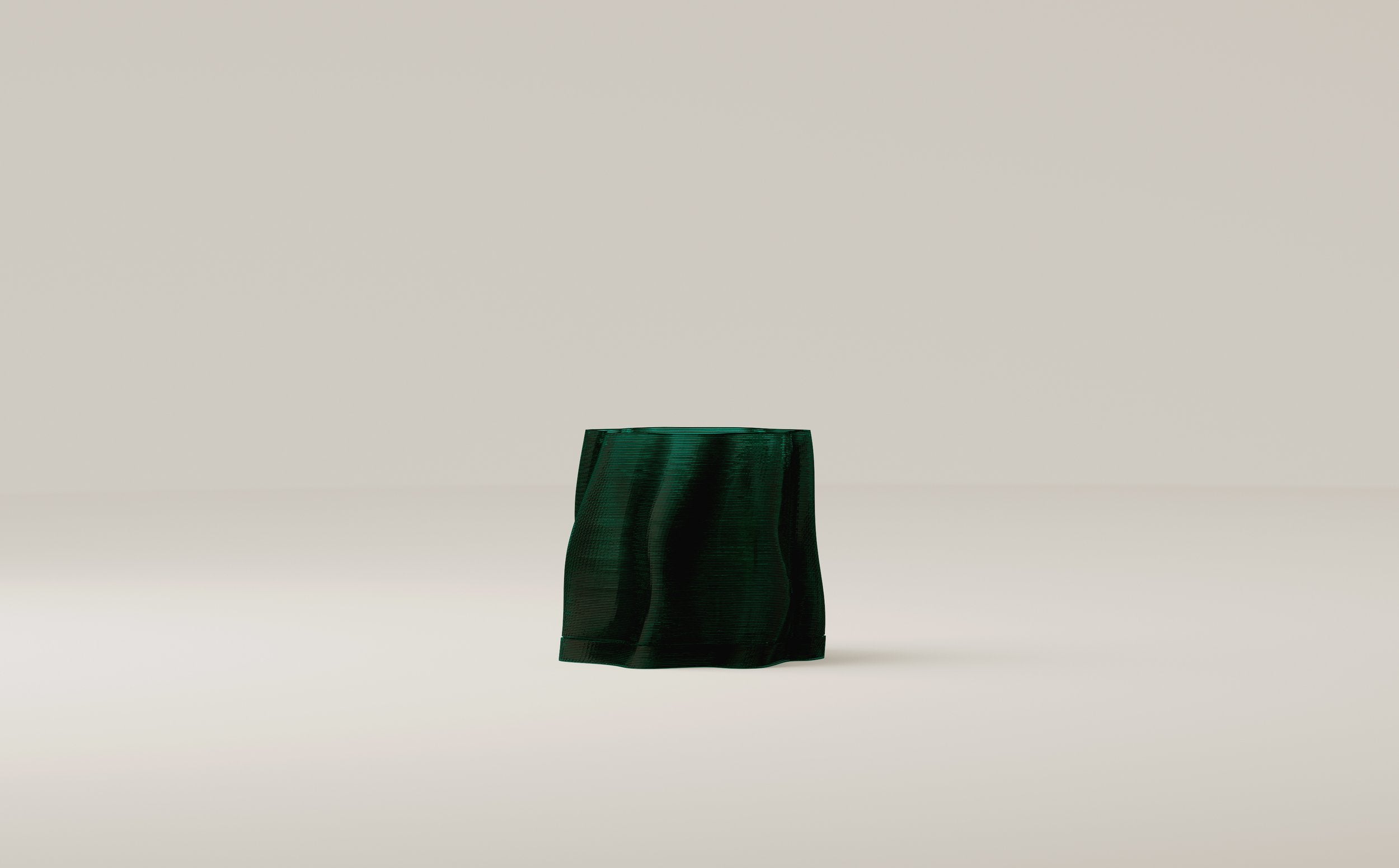 Medium Lulu Planter - With Tray