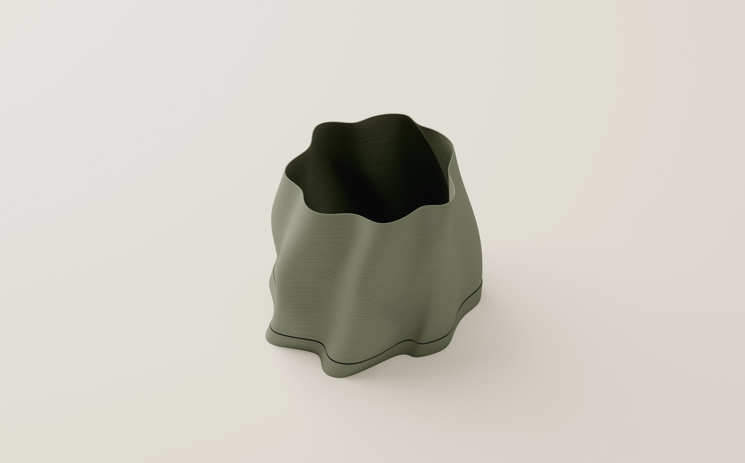 Medium Lulu Planter - With Tray