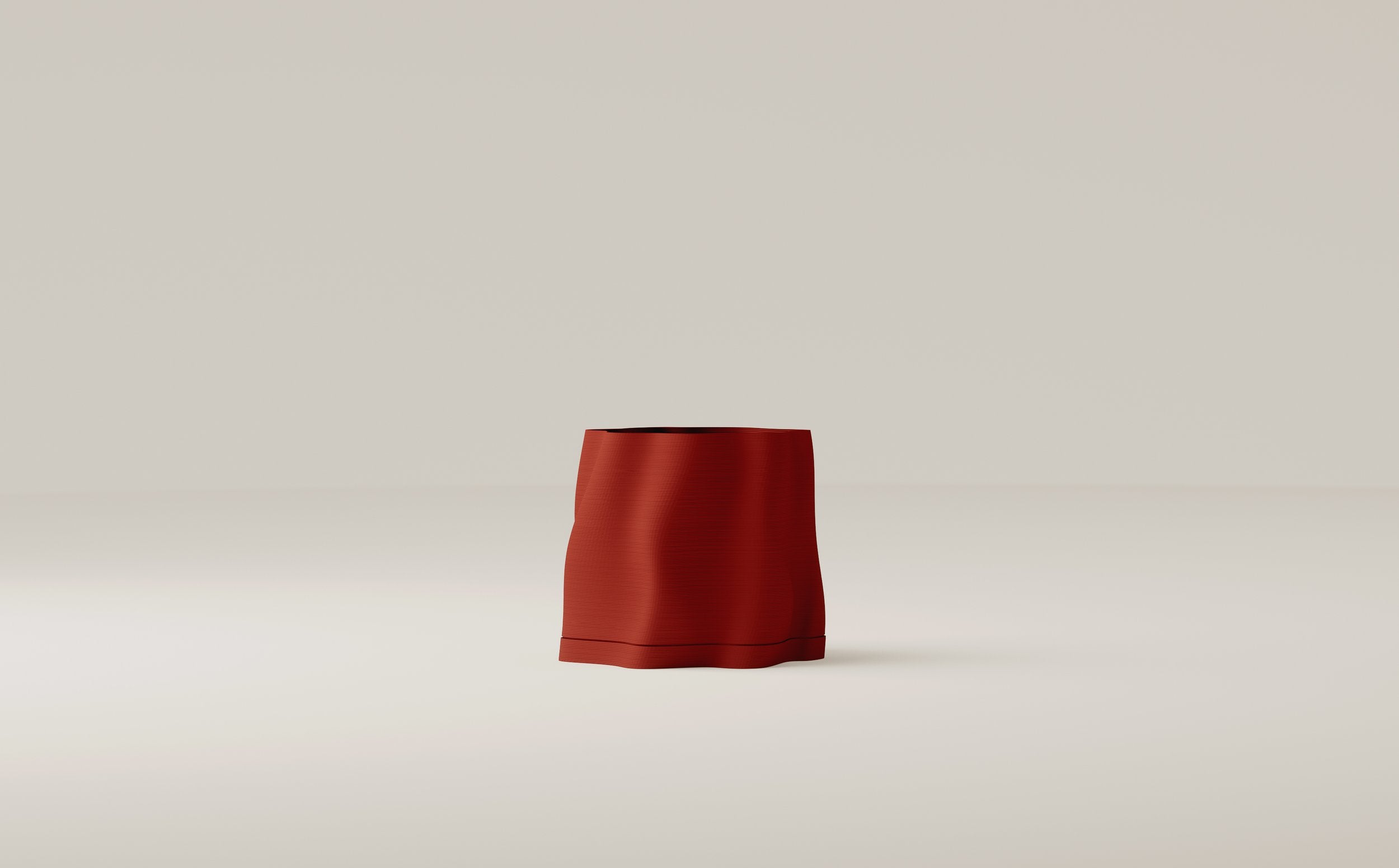 Medium Lulu Planter - With Tray