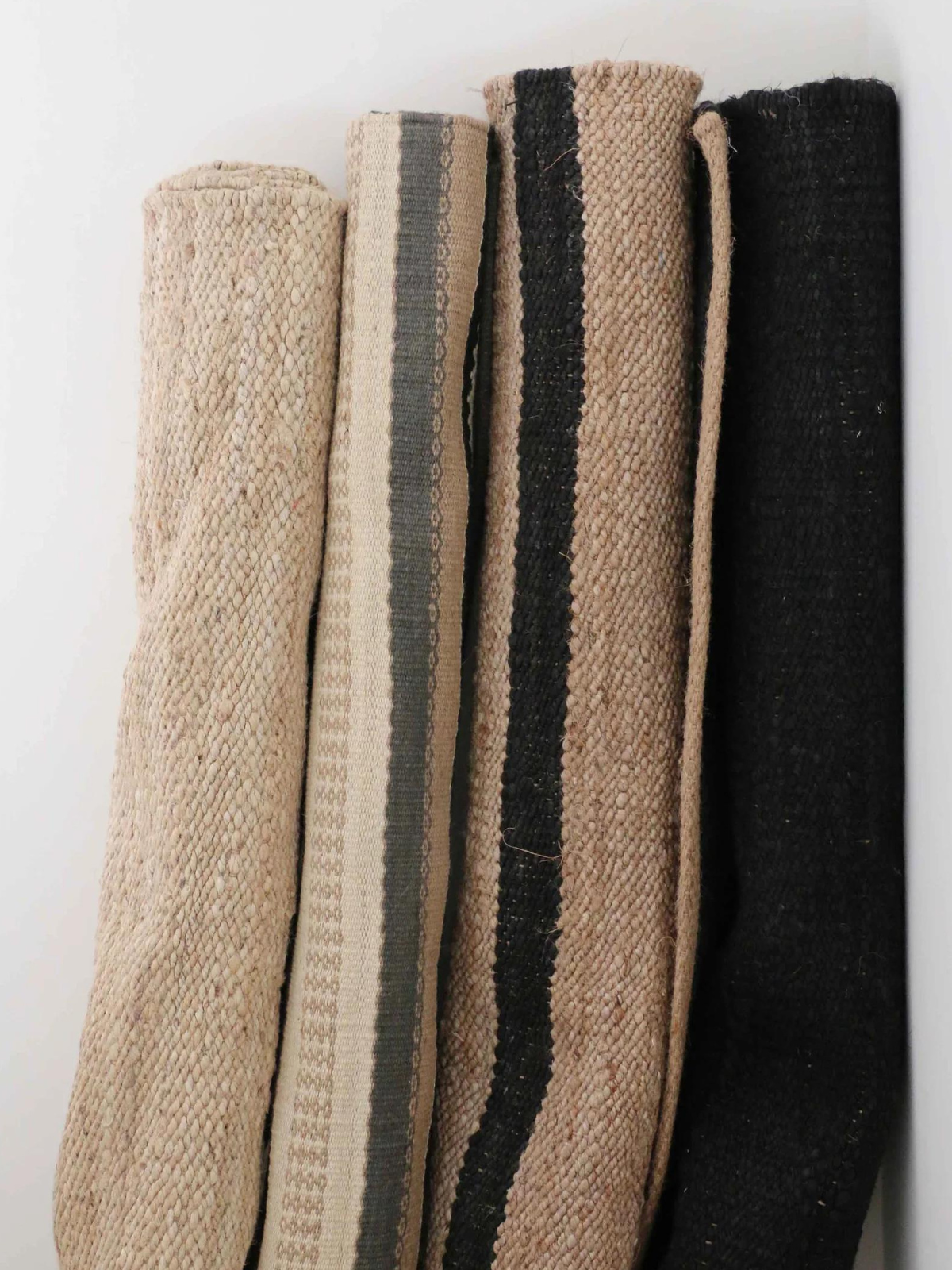 BLACK/NATURAL SISAL 100% JUTE RUG