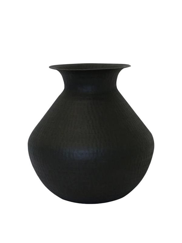 Bombay Beaten Urn in Matt Black